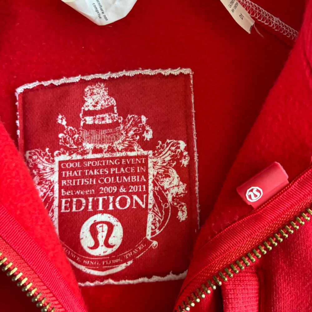 LULULEMON | 2010 Vancouver Winter Olympics Full Zip Hoodie Red Maple Leaf Sz S